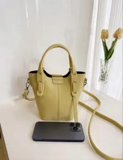 新品未使用 2way ミニショルダーバッグ ハンドバッグ イエローのサムネイル