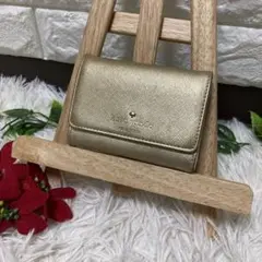 【美品】kate spade ゴールド 二つ折りミニ財布
