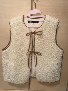 ボアジャケット ノースリーブ クリーム色