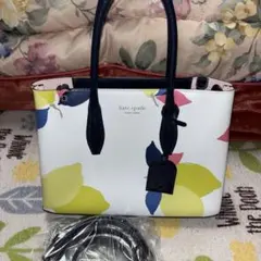 未使用品　kate spade フラワープリント ハンドバッグ