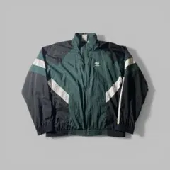 遠藤さくら adidas ナイロンジャケット M 緑 カンボジア製
