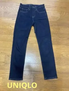 UNIQLO ウルトラストレッチ　ストレートデニム