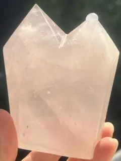 １点もの⭐️ローズクオーツ　ダブルポイント❤︎虹アリ✨✨天然石　愛♡⭐️