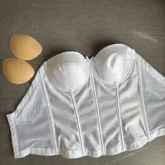 ストラップレスホワイトブラ D65