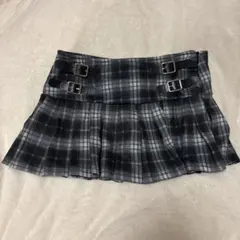 グレー系チェック プリーツスカート バックル付き