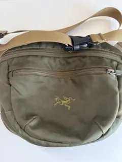 ARC'TERYX ボディバッグ ウエストポーチ オリーブ