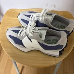 ニューバランス327 26㌢のサムネイル