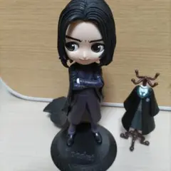ハリーポッター　 セブルス・スネイプ フィギュア スリザリン 制服 ガチャガチャ