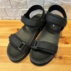 オデットエオディール アジャストベルト　スポーツサンダル ラインストーン 美品✨