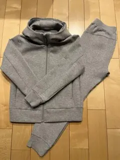 【美品】UNIQLO ドライスウェットパーカー&パンツ　140cm