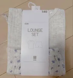 【新品未使用未開封】UNIQLO ラウンジセット　140cm