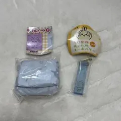 ちいかわ 古本屋セット カラフルトート② ホテルのキーホルダー