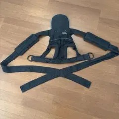 Buddy Buddy 傳統式背帶