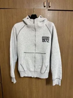 adidas originals xs グレー フルジップパーカー1972
