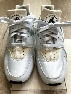 NIKE AIR HUARACHE スニーカー ライトブルーのサムネイル