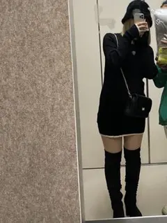 ニーハイブーツ