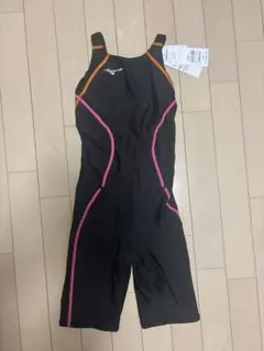 【新品未使用】値下げ中！3/7まで　競泳水着　レディース　ミズノ　Mサイズ