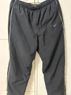 NIKE ナイロンパンツ