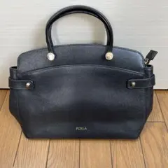 フルラ ショルダーバッグ 2way アガタ ロゴ金具 レザー ブラック