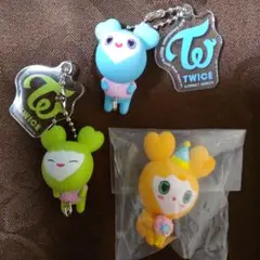 TWICE キャラクターキーホルダー等 3個セット