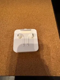 新品未使用 Apple EarPods with Lightning