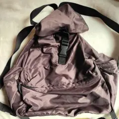 ダークブラウン ナイロン リュック