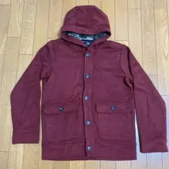 フード付きアウター赤系