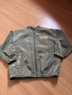 オリーブグリーン ボンバージャケット パッチ付き