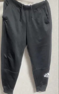 XLサイズ adidas AEROREADY ブラックジャージパンツ
