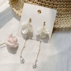 シェル花びらロングイヤリング/ピアスブライダルウェディング結婚式前撮りお呼ばれ
