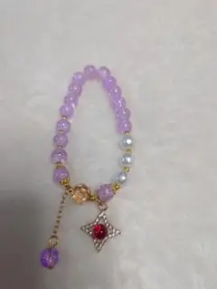 紫色ビーズとパールのブレスレット