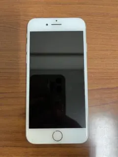 Y*Y様 iPhone7 本体 シルバー