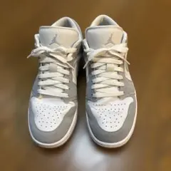 y*b様 Nike Air Jordan 1 Lowウルフグレー グレー/ホワイ