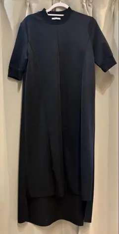 ZARA黒の半袖ロングワンピース