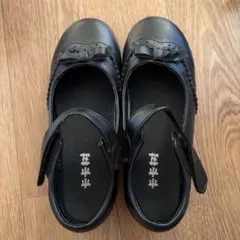 リボン付きブラックフォーマルシューズ