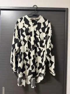 Kastane 幾何学柄BIGシャツ