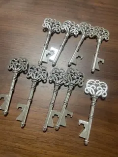 シルバー装飾鍵チャーム9個