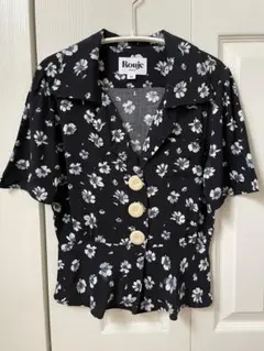 2025年最新】Rouje シャツ・ブラウスの人気アイテム - メルカリ