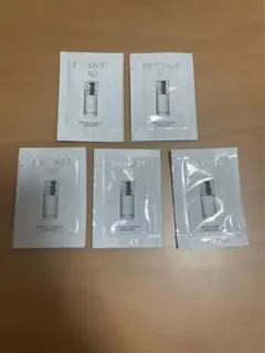 コスメデコルテ　AQ　毛穴美容液オイル　クレンジング美容液　サンプル試供品5包