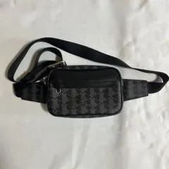 Fran♡ LACOSTE ラコステ ウェストバッグ 本革 黒 Fran♡ LACOSTE ラコステ ウェストバッグ 本革 黒 上品 LACOSTE Fran