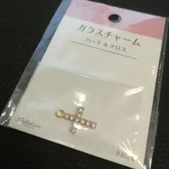 新品未開封品❤ガラスチャーム クロス ゴールド