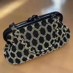 ビーズハンドバッグ 六角形モチーフがま口　ブラック×オフホワイト♥︎ヴィンテージ♥︎
