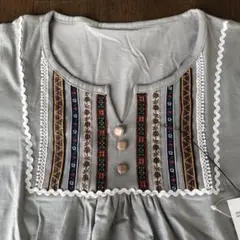 フレア チロリアンテープ 刺繍 エスニック　半袖Tシャツ Fサイズ　Aライン