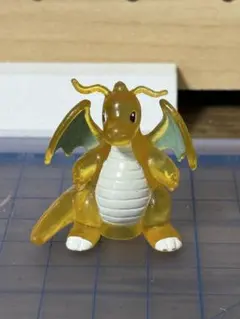 ポケモン　フィギュア　カイリュー　クリア
