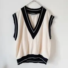 良品　ZARA ザラ　チルデンニットベスト　白×黒　Vネック　S シンプル