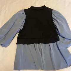 リブ編み黒トップ 水色バルーンスリーブ