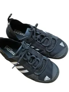 Item thumbnail for item e6a5b80e-0767-4658-810f-806d068768c3