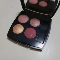 レキャトルオンブル　アンタンシテ　シャネル　アイシャドウ