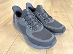 PUMAランニングシューズ スリップイン　27cm