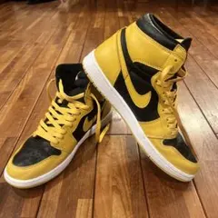 NIKEAIRJORDAN 1 RETRO HIGH OG POLLEN28cm